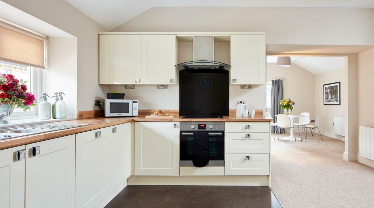 Rooms By Bistrot Pierre At The Crescent Inn Ilkley Εξωτερικό φωτογραφία